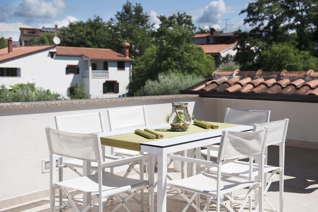 Apartments Tena Porec Exterior photo